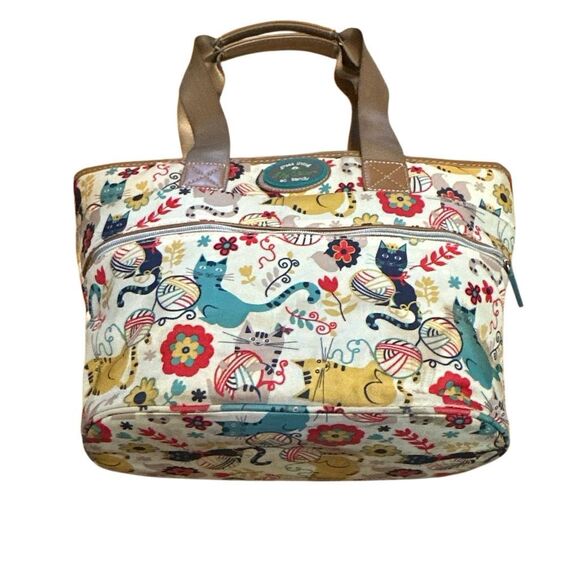Lily Bloom insulated lunch bag Furry Friends kitty cats adorable friends on it - Picture 1 of 10